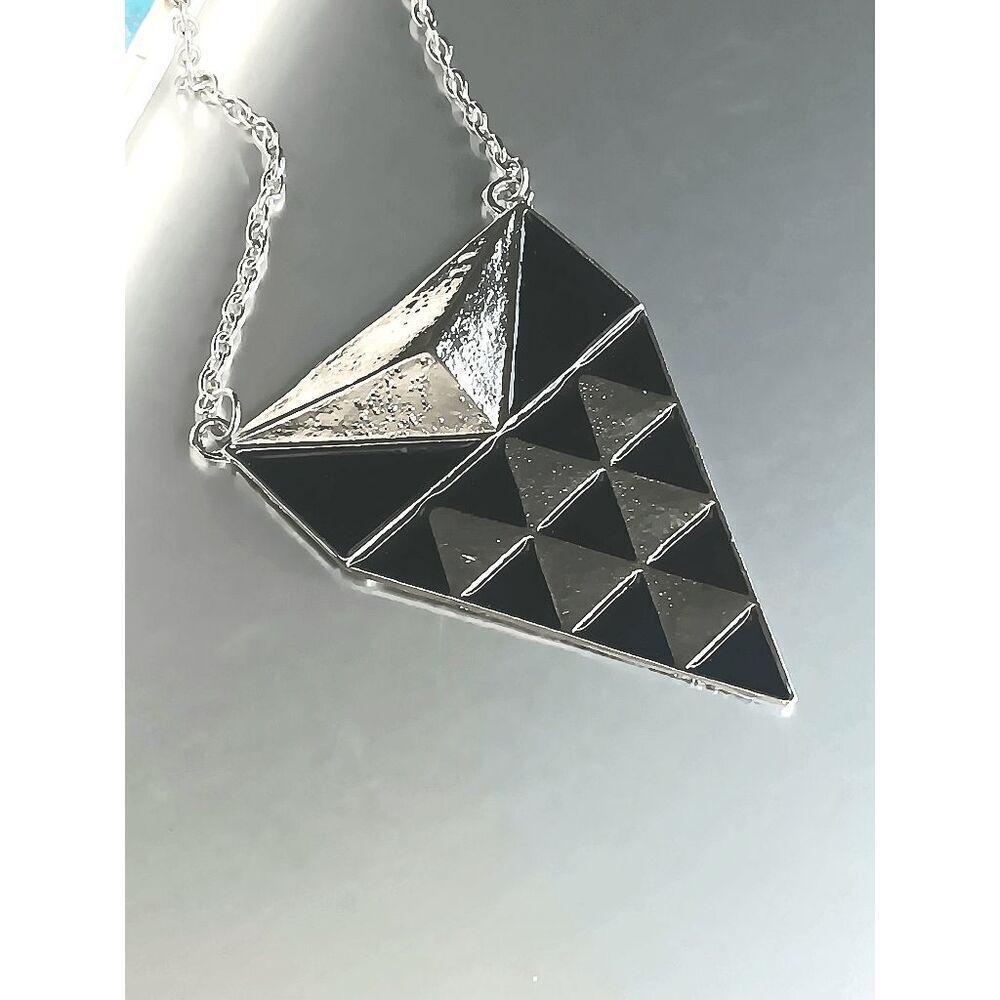 Ladies Silver Triangular Necklace - Picture 3 of 4
